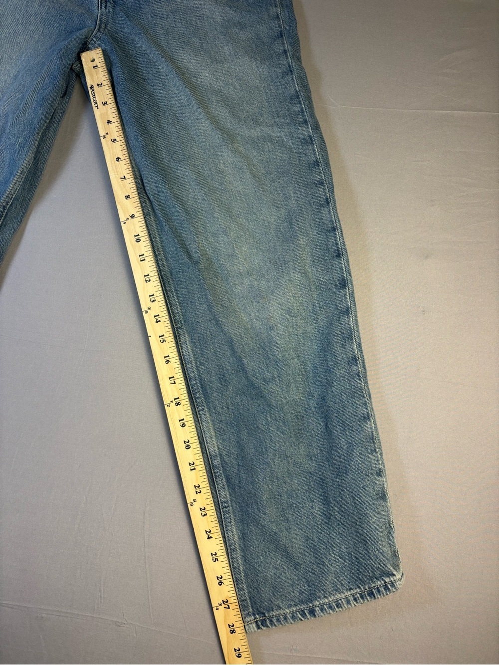 Free People Vintage Light Wash Button-Fly Jeans Size 25 - Picture 4 of 13